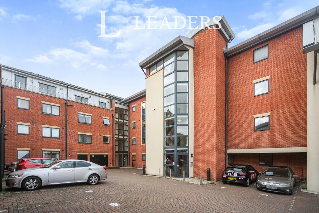 2 bed 1st Floor Flat for rent in Norton. From Leaders Sales - Worcester