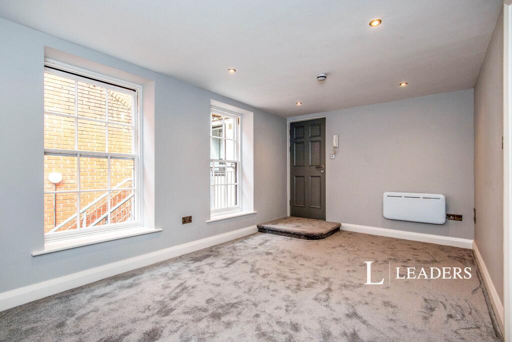 1 bed 1st Floor Flat for rent in Worcester. From Leaders Sales - Worcester 1 bed 1st Floor Flat for rent in Worcester. From Leaders Sales - Worcester