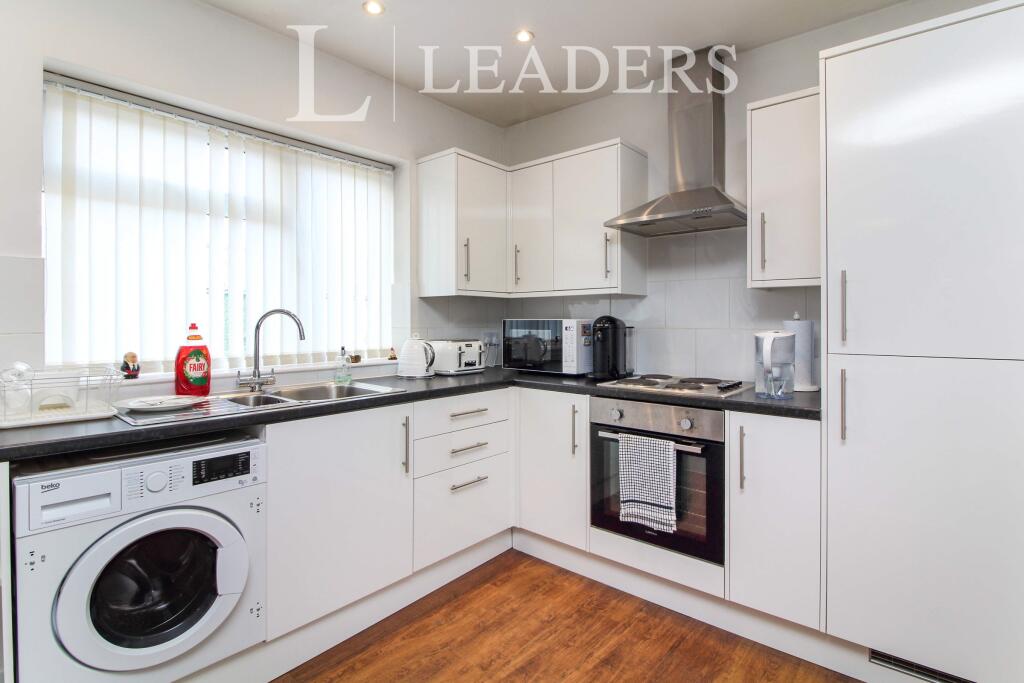 1 bed 1st Floor Flat for rent in Evesham. From Leaders Sales - Worcester 1 bed 1st Floor Flat for rent in Evesham. From Leaders Sales - Worcester