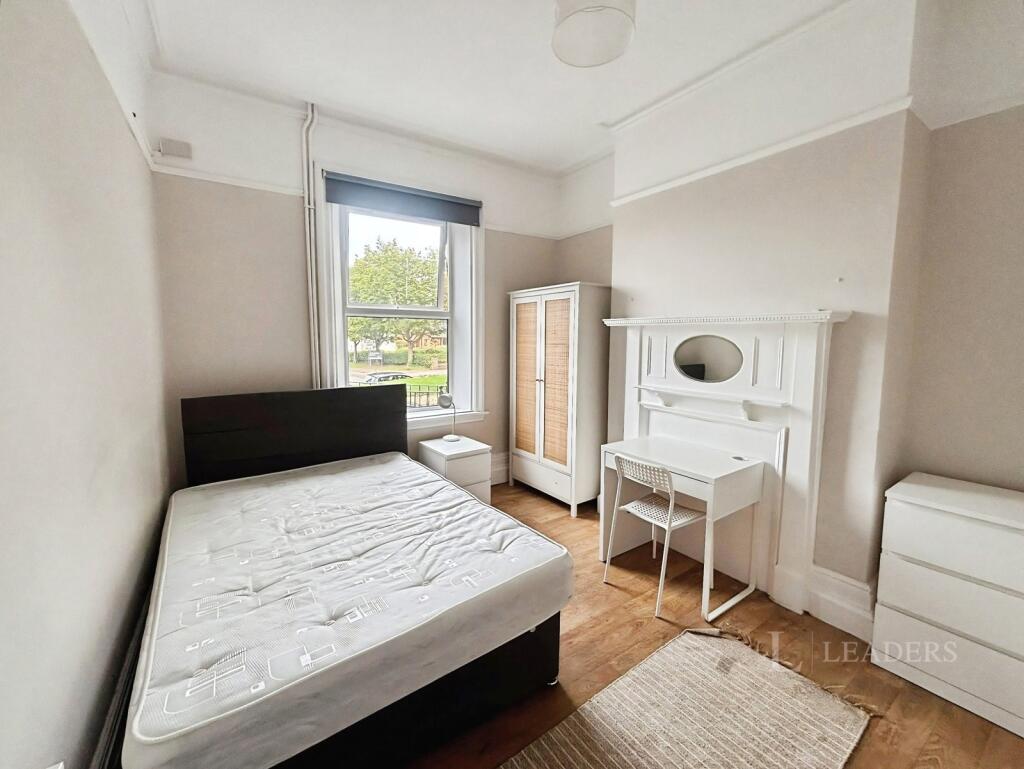 1 bed House Share for rent in Droitwich Spa. From Leaders Sales - Worcester