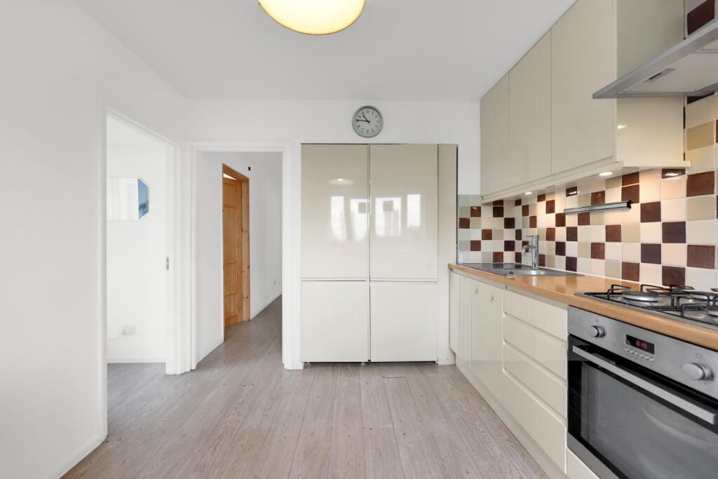 2 bed 1st Floor Flat for rent in Islington. From Hunters - Shoreditch
