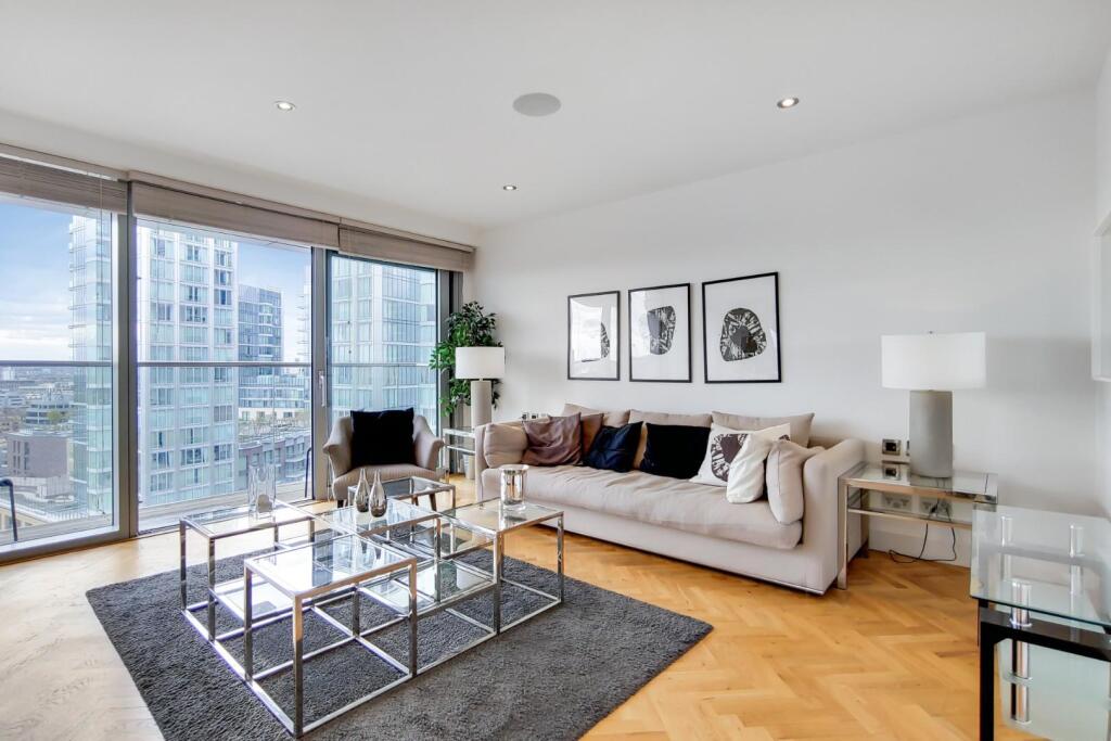 2 bed 1st Floor Flat for rent in London. From Hunters - Shoreditch