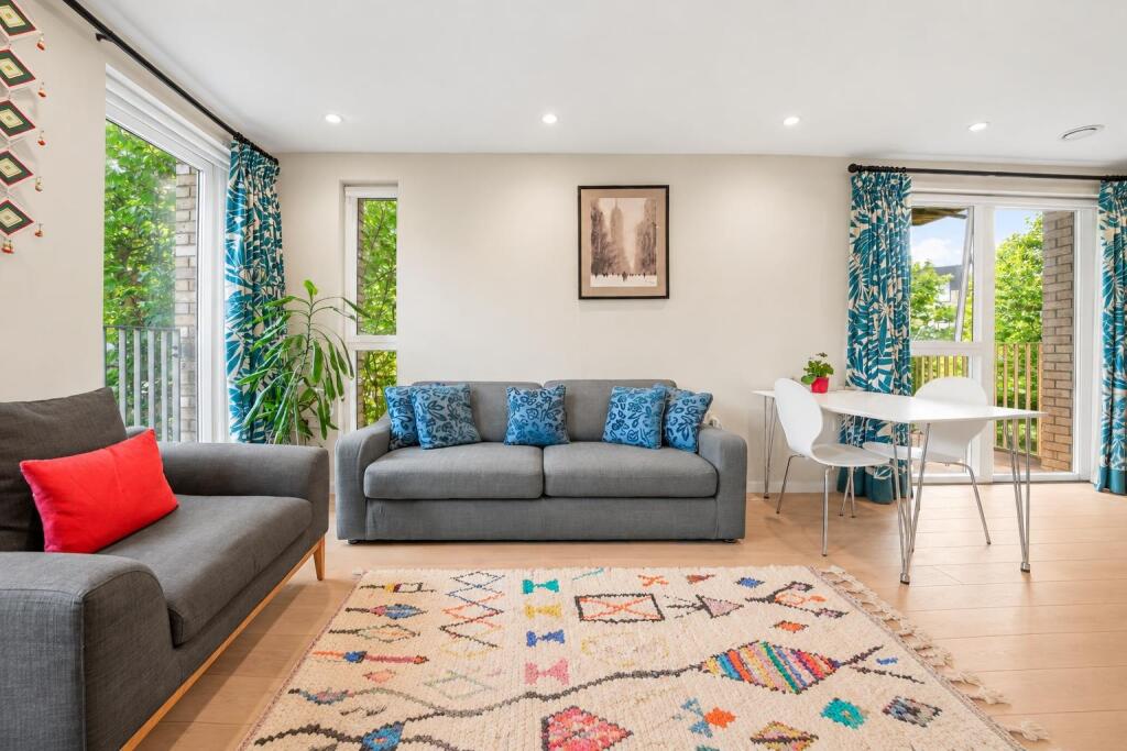 2 bed 1st Floor Flat for rent in London. From Hunters - Shoreditch 2 bed 1st Floor Flat for rent in London. From Hunters - Shoreditch