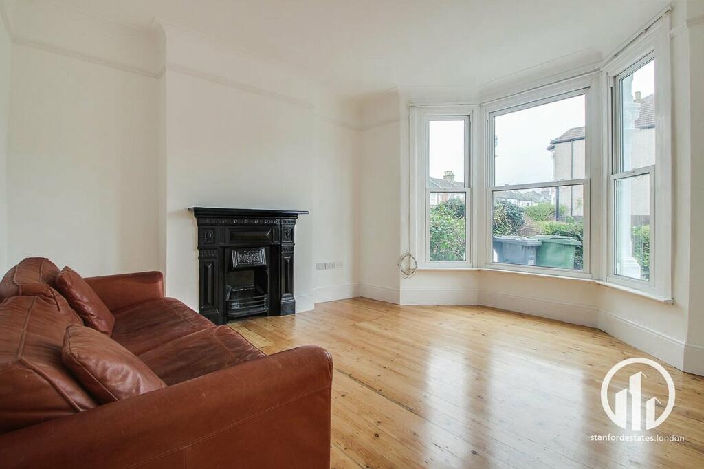 3 bed Mid Terraced House for rent in London. From Stanford Estates Catford