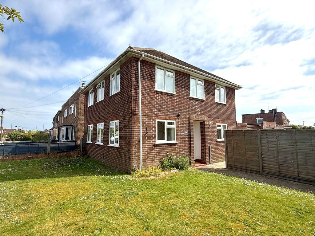 2 bed House (unspecified) for rent in West Kingston. From Hawke & Metcalfe - Rustington