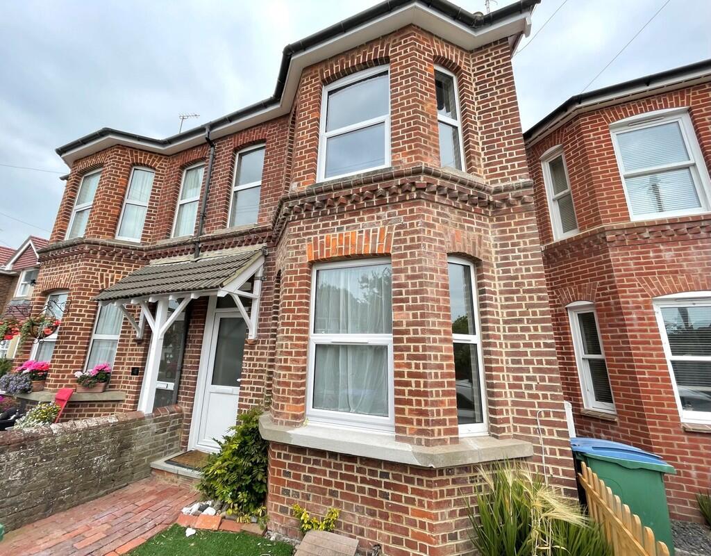 2 bed Mid Terraced House for rent in West Kingston. From Hawke & Metcalfe - Rustington