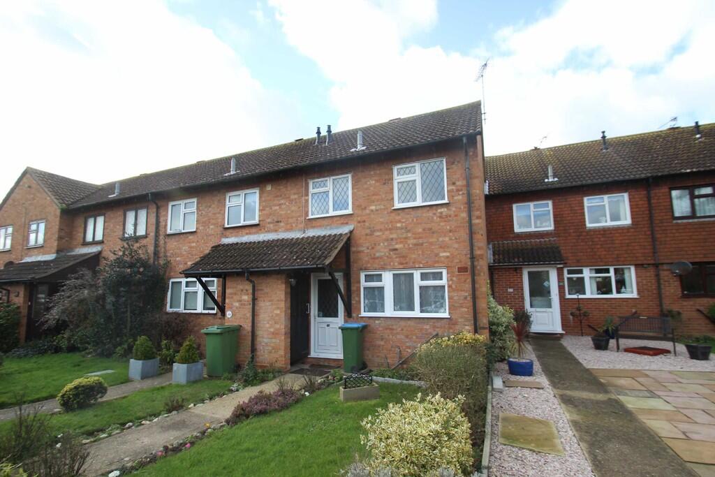 3 bed Mid Terraced House for rent in West Kingston. From Hawke & Metcalfe - Rustington