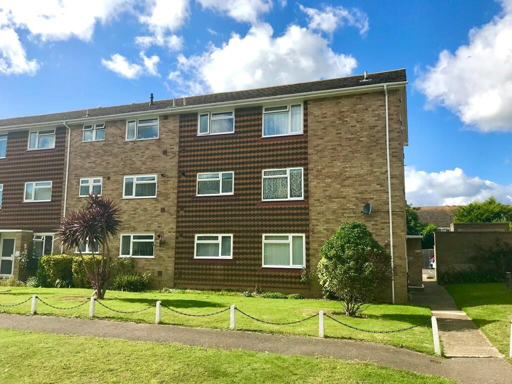2 bed 1st Floor Flat for rent in West Kingston. From Hawke & Metcalfe - Rustington 2 bed 1st Floor Flat for rent in West Kingston. From Hawke & Metcalfe - Rustington