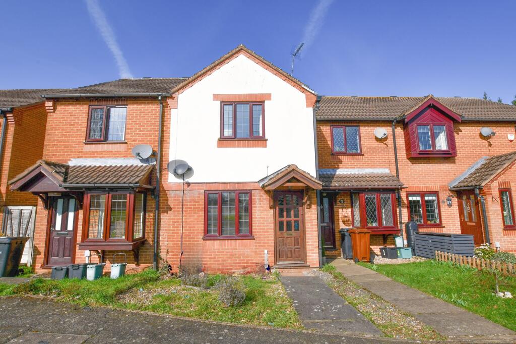 2 bed Mid Terraced House for rent in St Albans. From JW&Co - St Albans