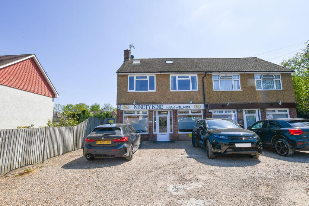 3 bed 1st Floor Flat for rent in Park Street. From JW&Co - St Albans
