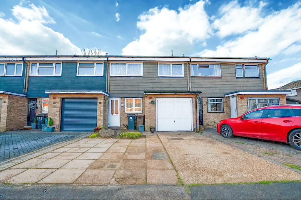 3 bed Mid Terraced House for rent in Frogmore. From JW&Co - St Albans 3 bed Mid Terraced House for rent in Frogmore. From JW&Co - St Albans