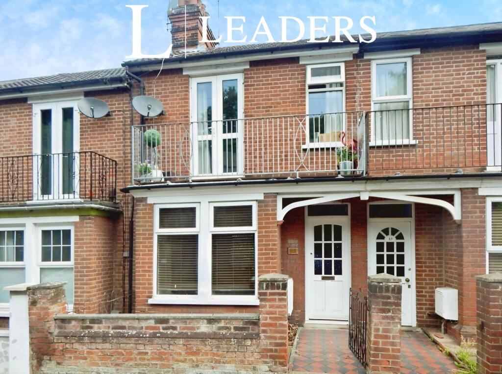 3 bed Mid Terraced House for rent in Ipswich. From Leaders - Felixtowe