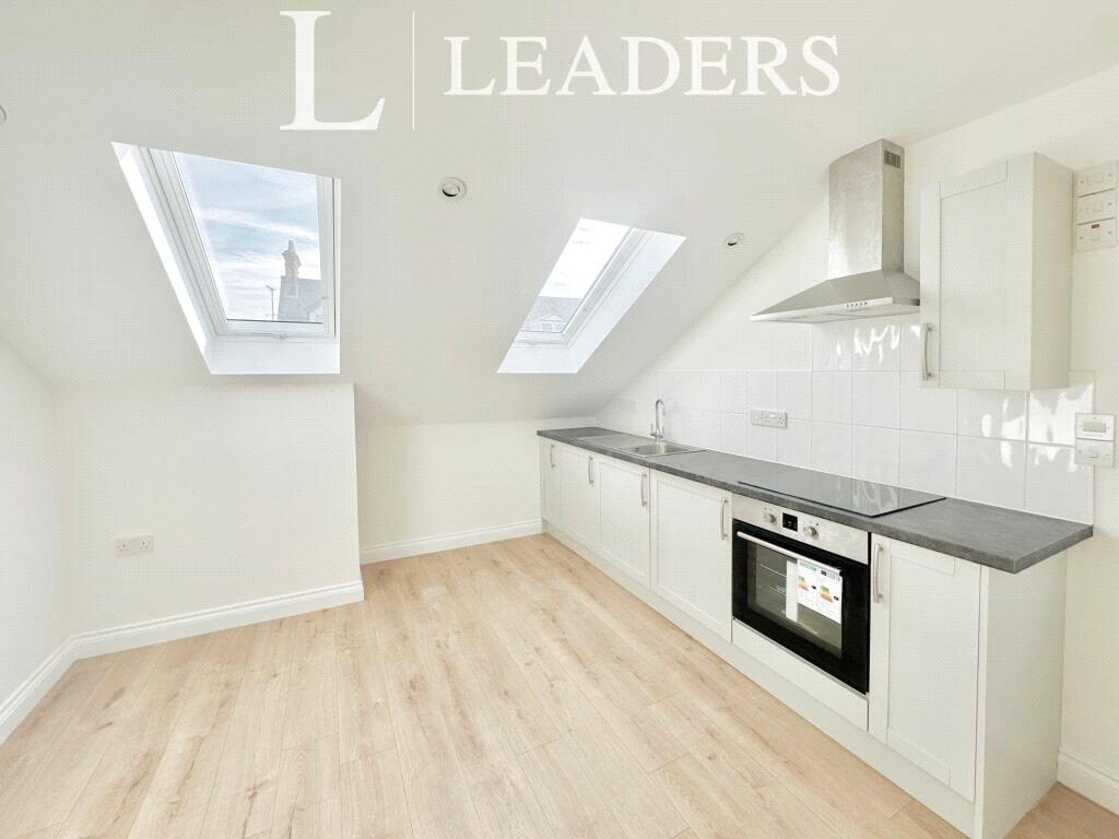 1 bed 1st Floor Flat for rent in Felixstowe. From Leaders - Felixtowe