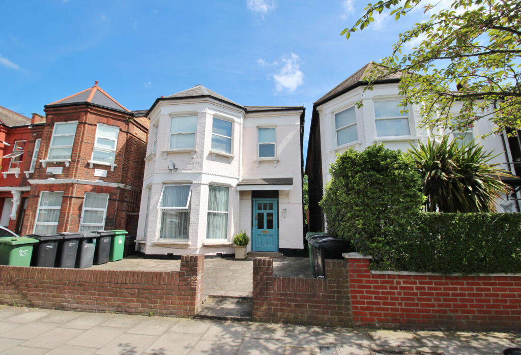 1 bed 1st Floor Flat for rent in Willesden. From Talbies - Whetstone