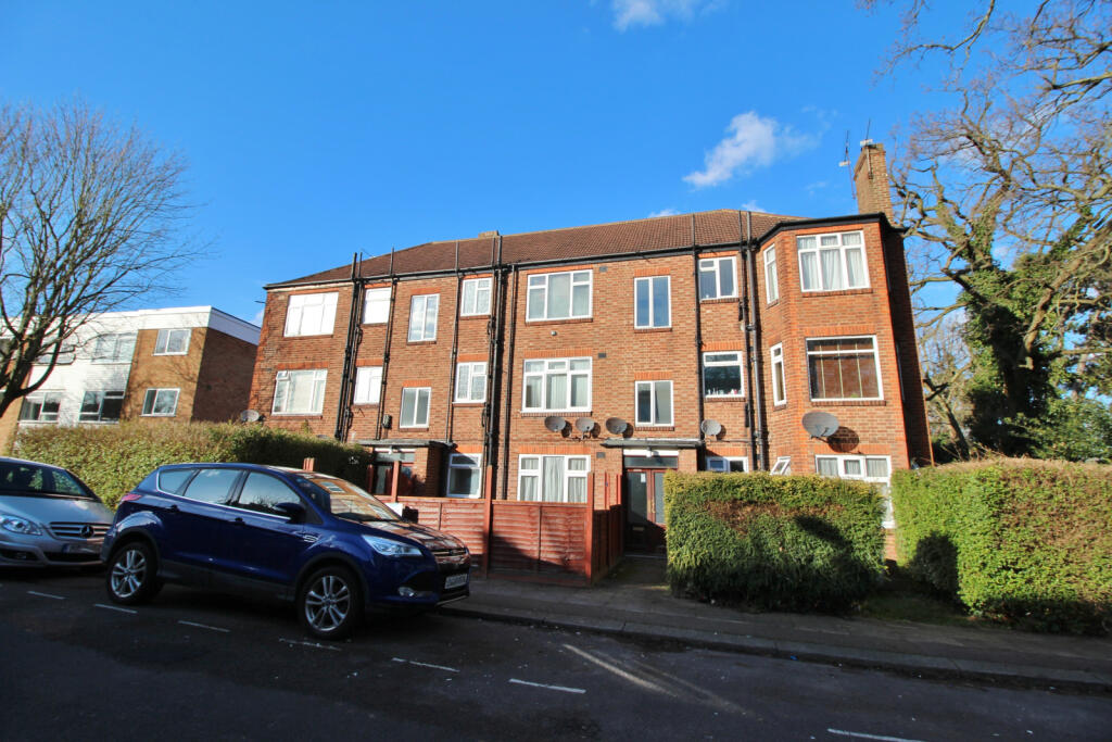 1 bed 1st Floor Flat for rent in Friern Barnet. From Talbies - Whetstone