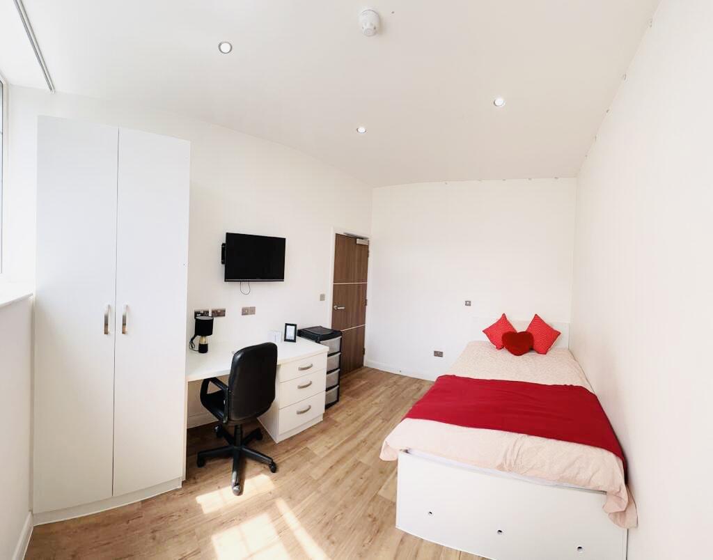 3 bed Apartment for rent in Leicester. From Leicester Students - Leicester