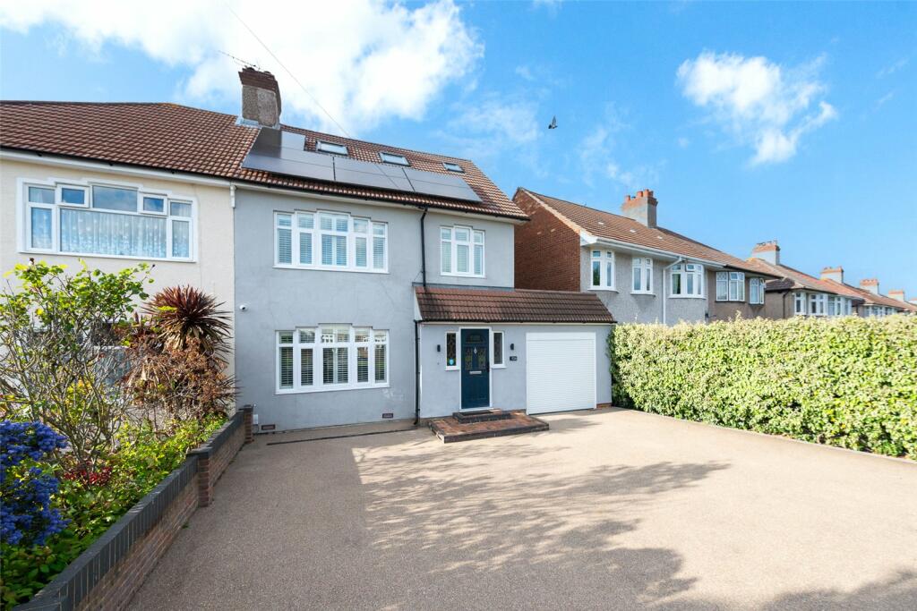 4 bed Semi-Detached House for rent in Erith. From Anthony Martin Estate Agents Ltd - Bexley