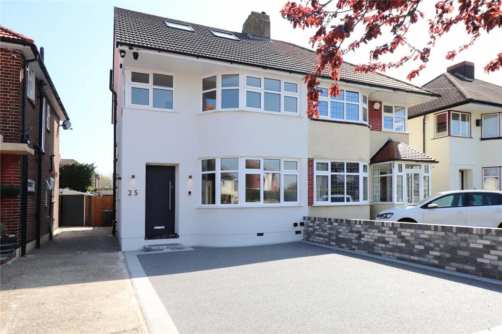 5 bed Semi-Detached House for rent in Bexley. From Anthony Martin Estate Agents Ltd - Bexley