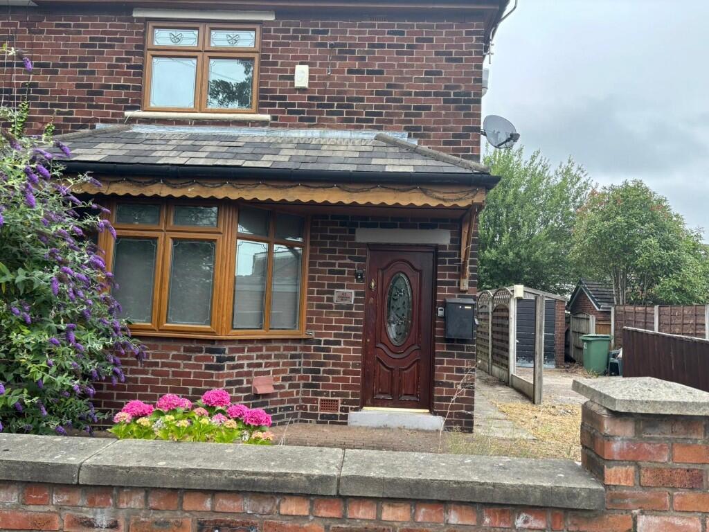 3 bed Semi Detached for rent in Haydock. From Michele Webb Property Management - Liverpool
