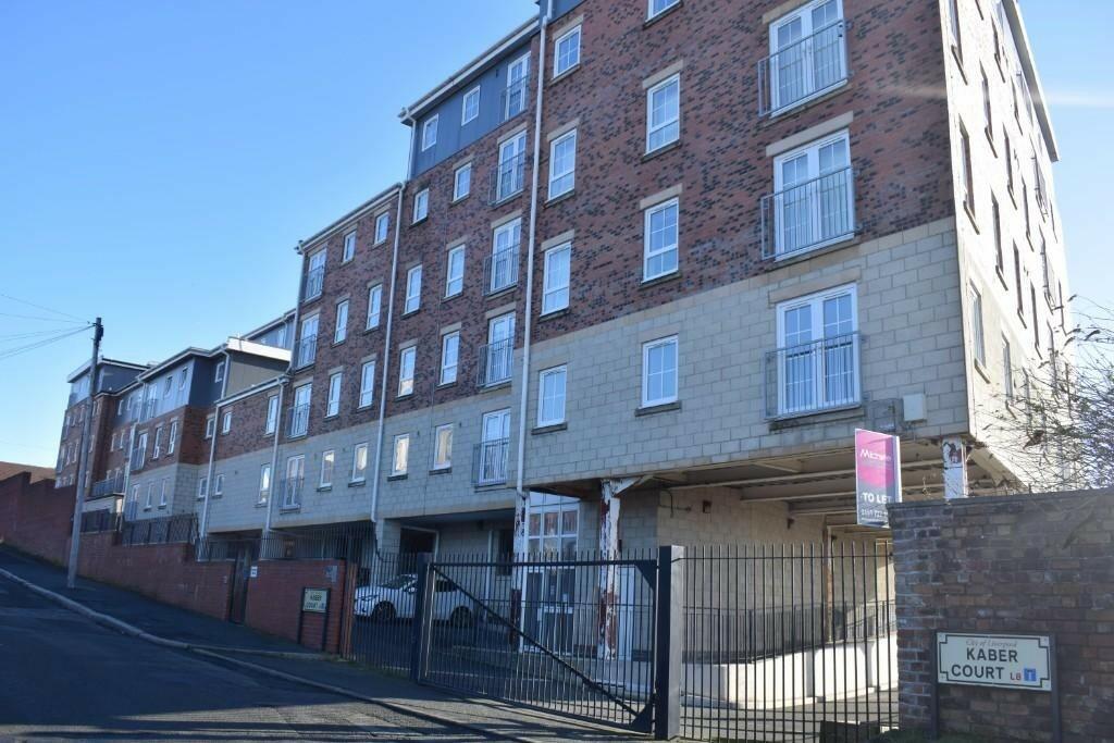 2 bed Apartment for rent in Birkenhead. From Michele Webb Property Management - Liverpool