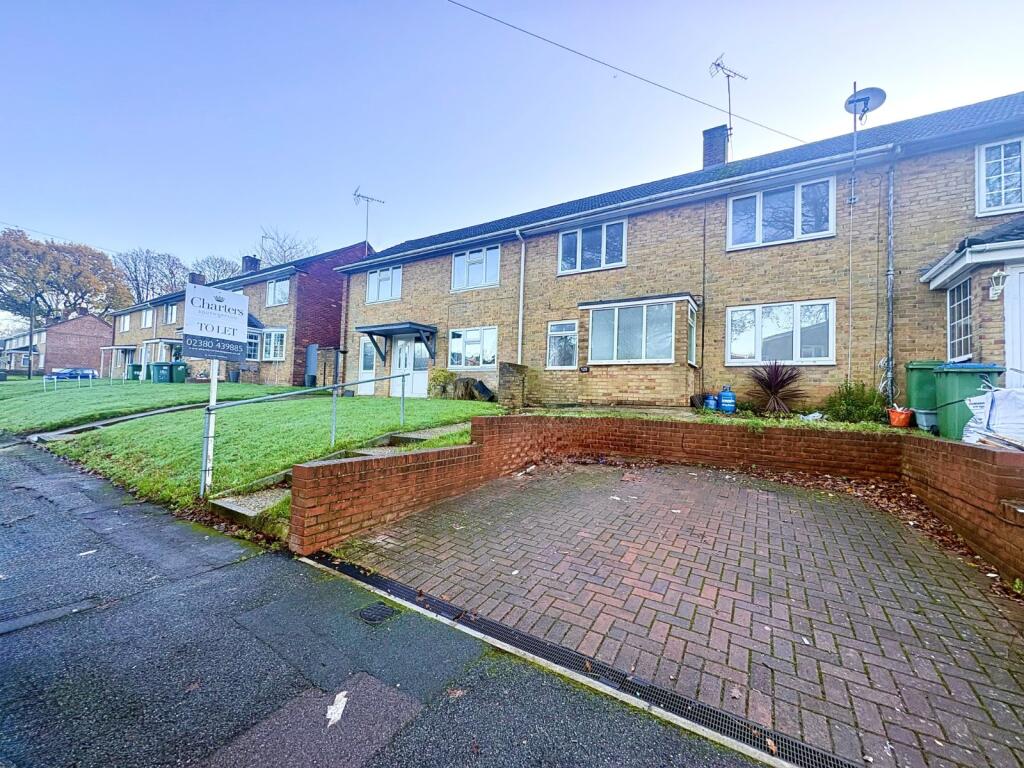 3 bed Mid Terraced House for rent in Southampton. From Beals - Bitterne 3 bed Mid Terraced House for rent in Southampton. From Beals - Bitterne