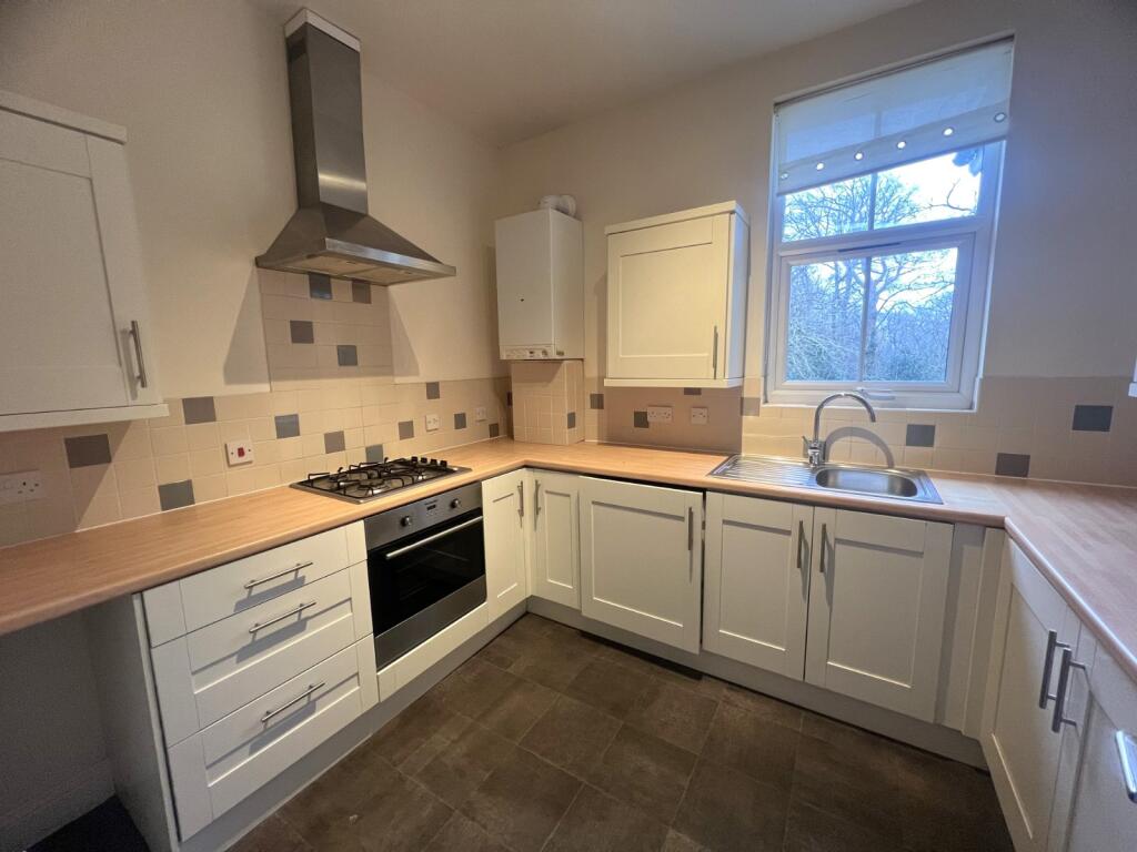 2 bed 1st Floor Flat for rent in Southampton. From Beals - Bitterne