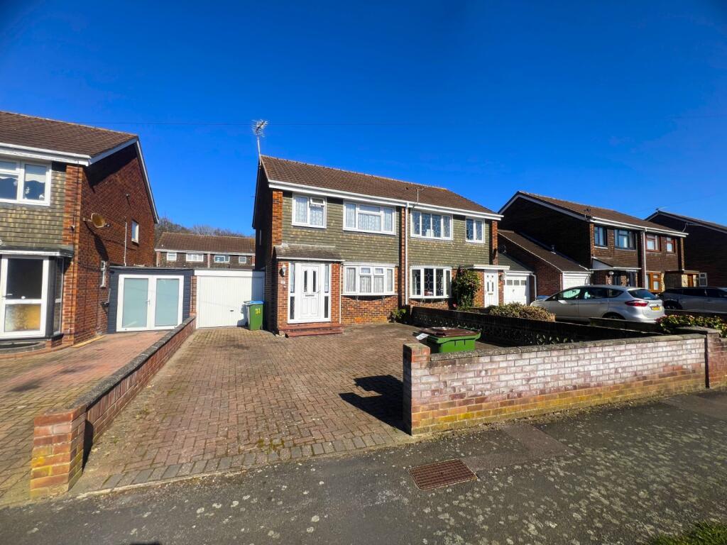 3 bed Semi Detached for rent in Netley. From Beals - Bitterne