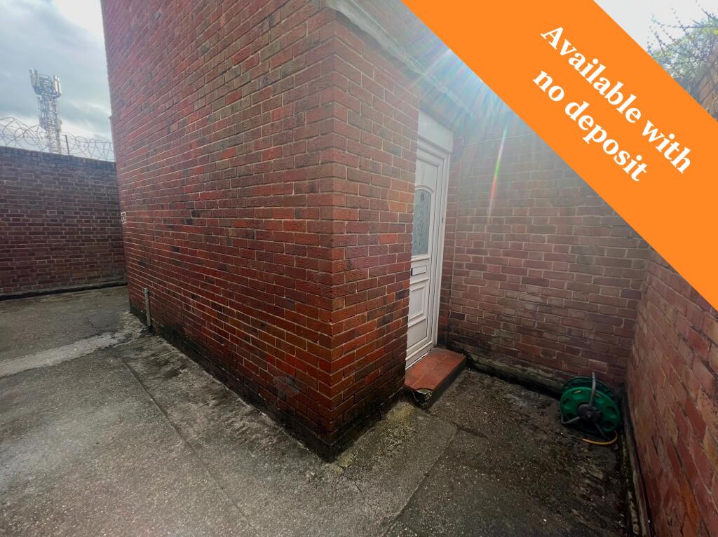 3 bed 1st Floor Flat for rent in Old Netley. From Beals - Bitterne