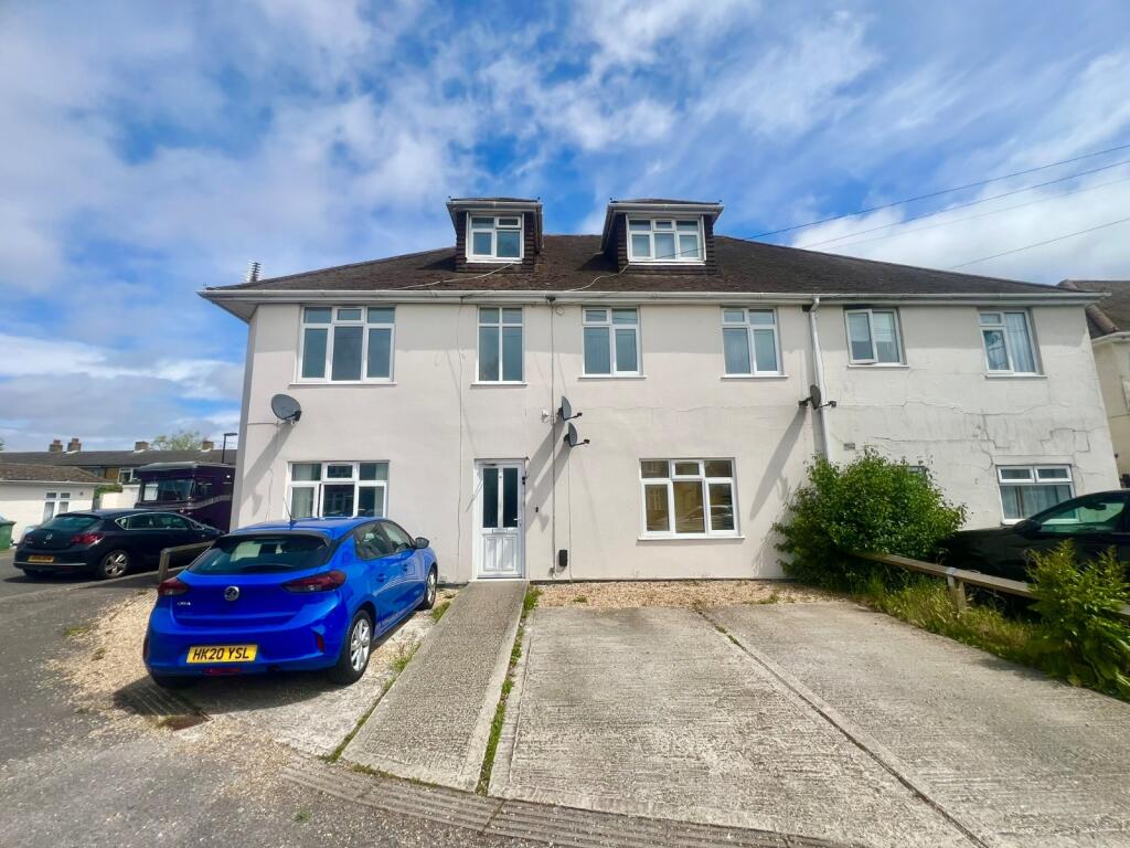 2 bed 1st Floor Flat for rent in Old Netley. From Beals - Bitterne 2 bed 1st Floor Flat for rent in Old Netley. From Beals - Bitterne