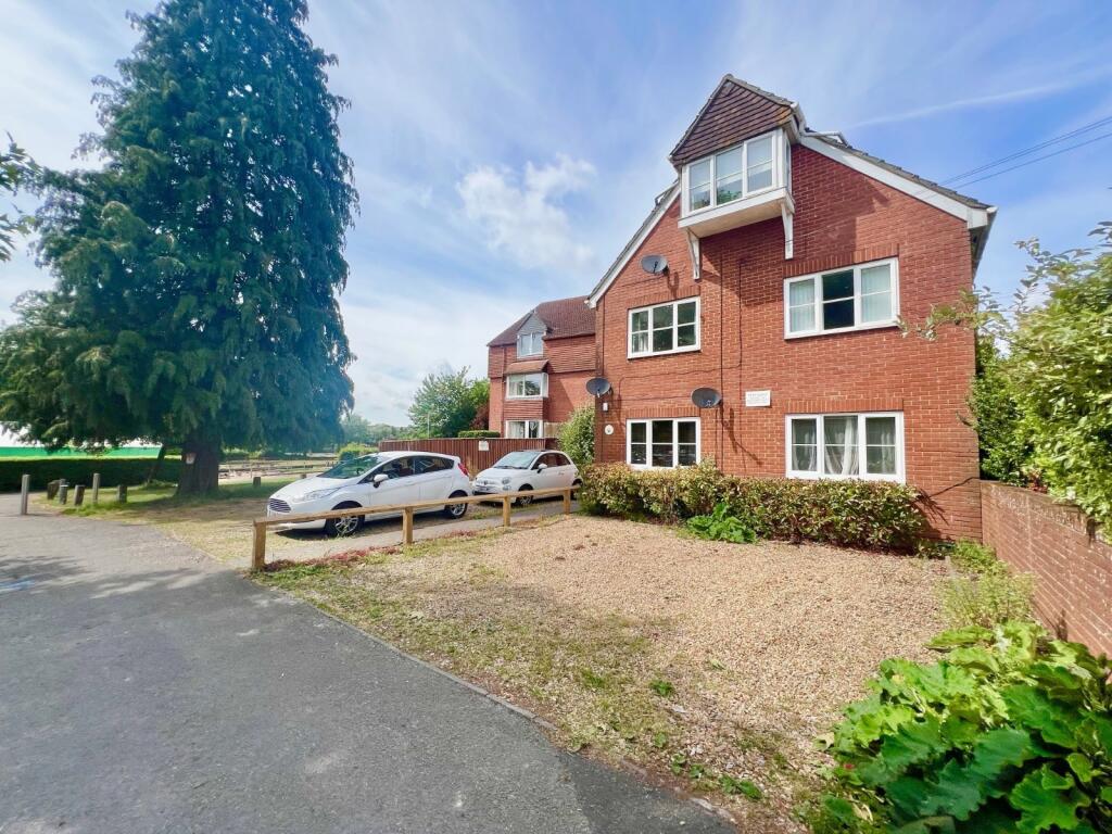 1 bed 1st Floor Flat for rent in Southampton. From Beals - Bitterne