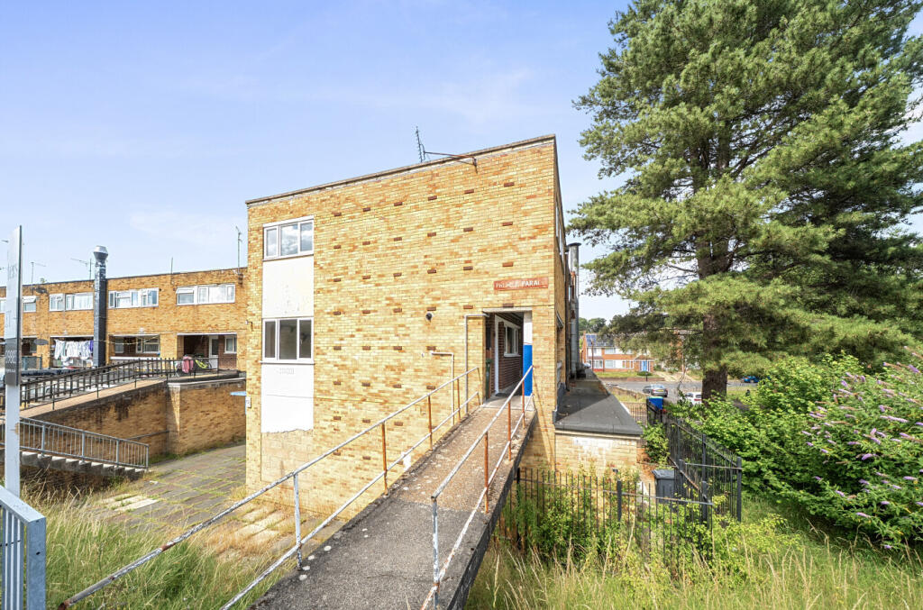 3 bed 1st Floor Flat for rent in Eastleigh. From Beals - Bitterne
