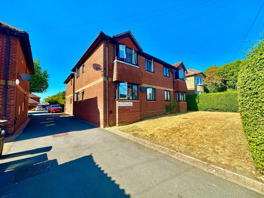 1 bed 1st Floor Flat for rent in Old Netley. From Beals - Bitterne