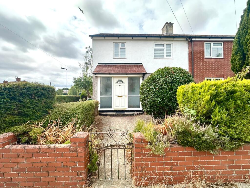 3 bed End of Terrace for rent in Hedge End. From Beals - Bitterne