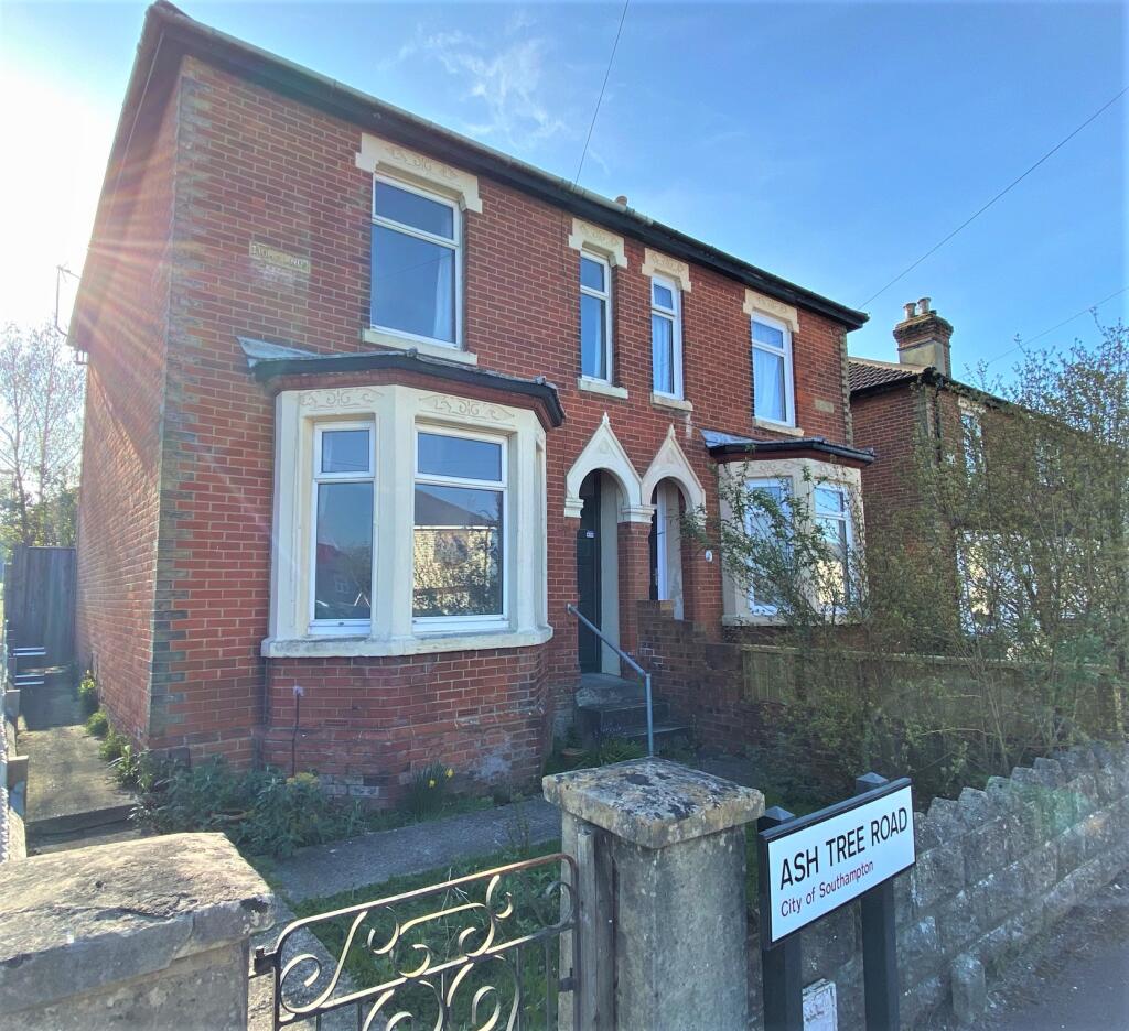 4 bed Semi Detached for rent in Southampton. From Beals - Bitterne 4 bed Semi Detached for rent in Southampton. From Beals - Bitterne