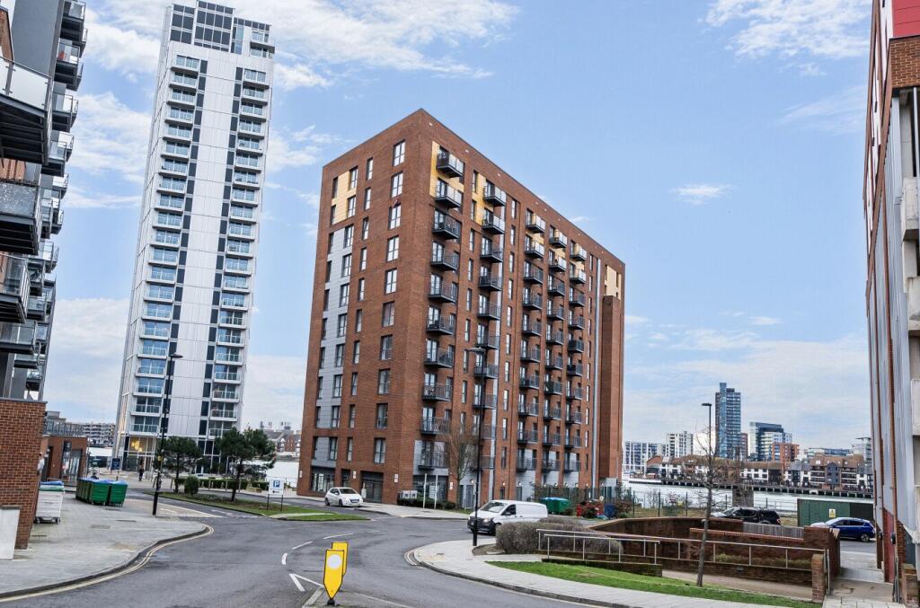 1 bed 1st Floor Flat for rent in Old Netley. From Beals - Bitterne