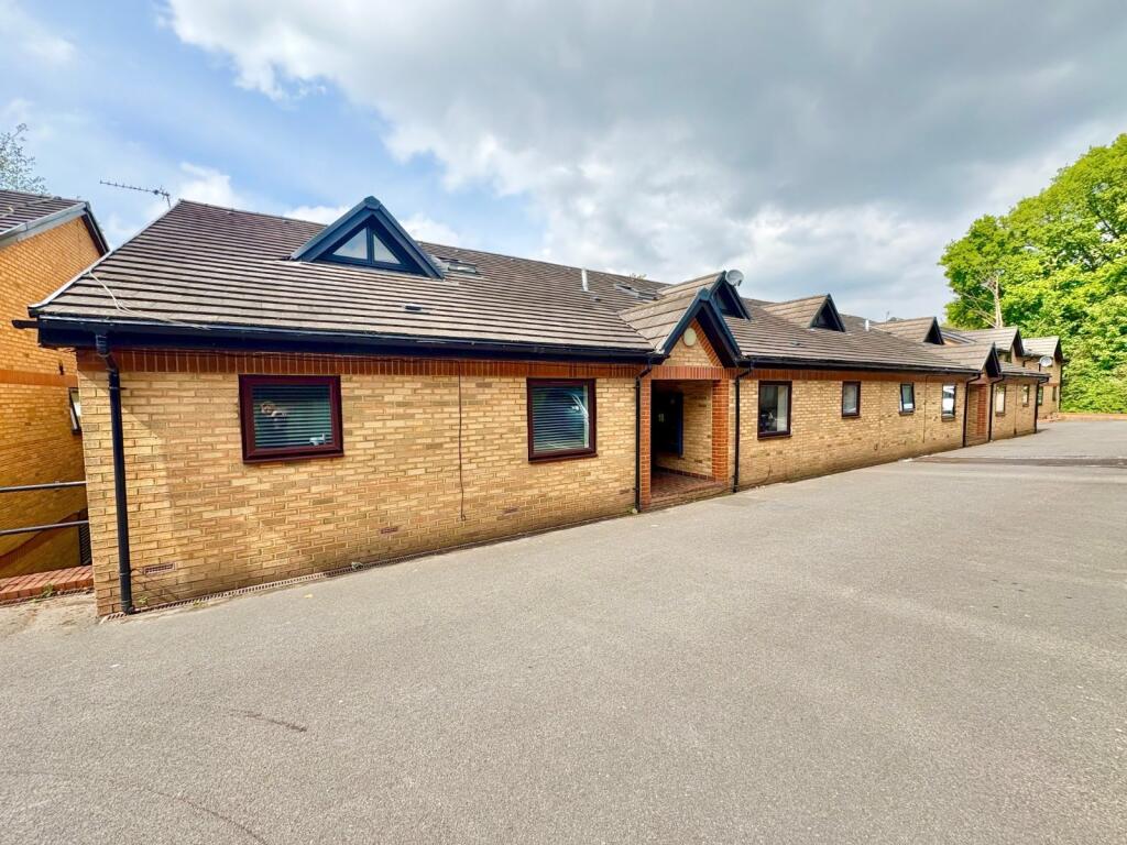 1 bed 1st Floor Flat for rent in Old Netley. From Beals - Bitterne