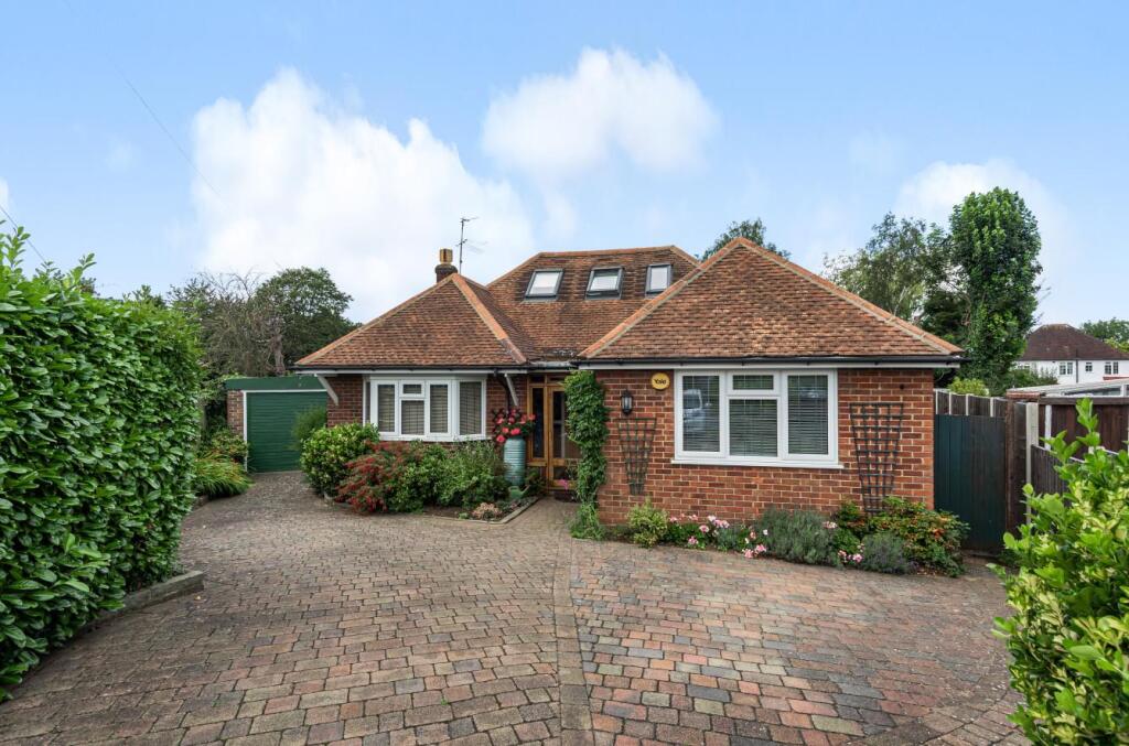 4 bed Detached bungalow for rent in Ewell. From Centro - Sutton - Lettings