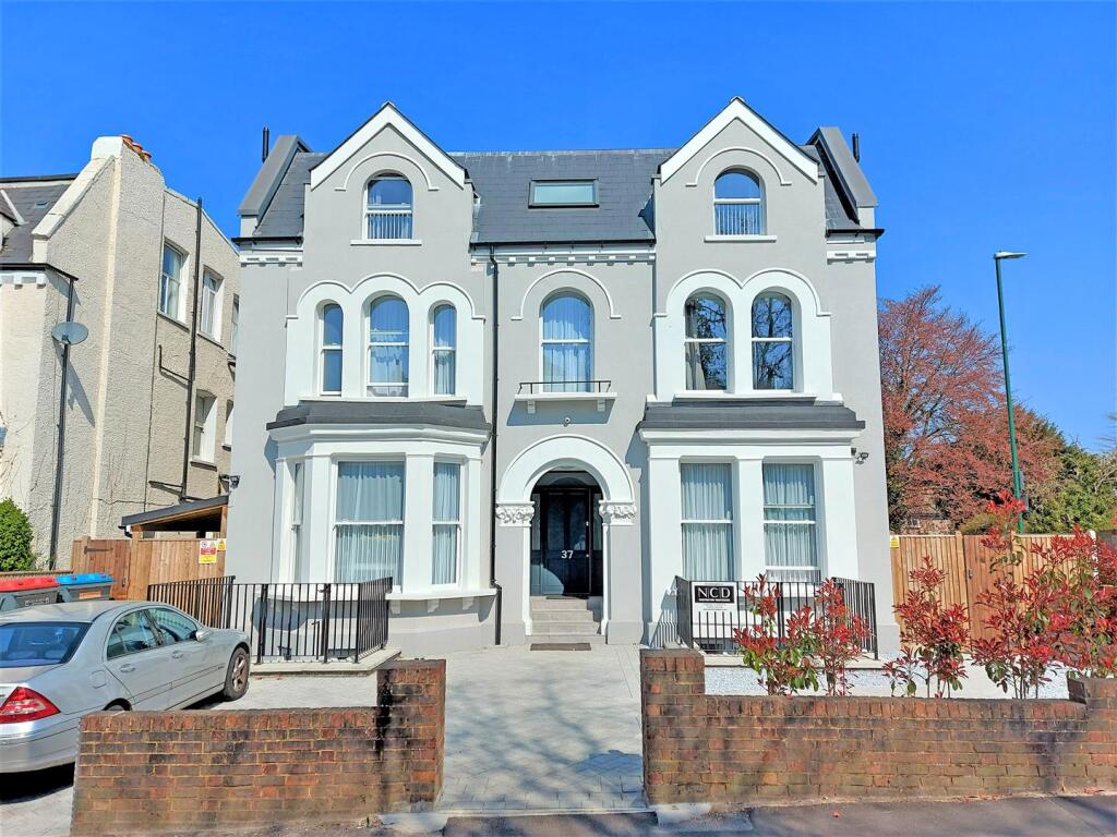 4 bed Studio for rent in Carshalton. From Centro - Sutton - Lettings