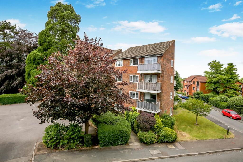 2 bed Apartment for rent in Banstead. From Centro - Sutton - Lettings 2 bed Apartment for rent in Banstead. From Centro - Sutton - Lettings