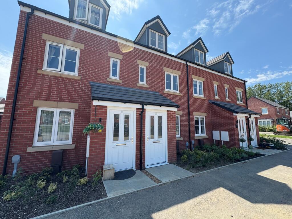 3 bed Mid Terraced House for rent in . From Beals - Fareham