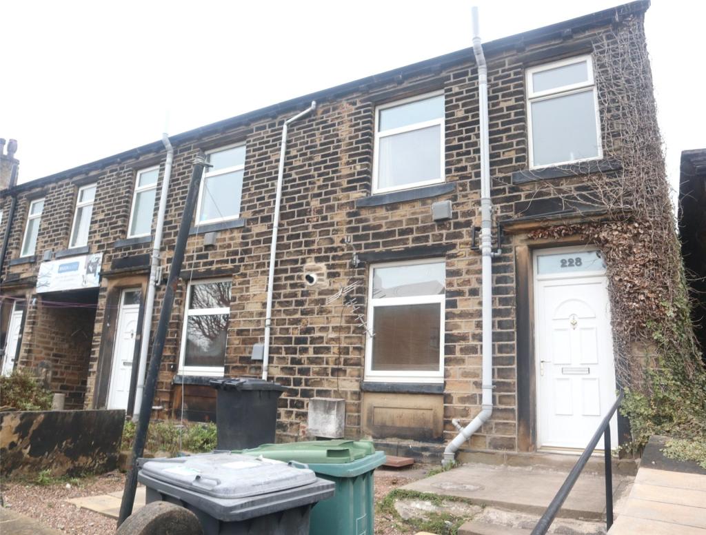 1 bed End Terraced House for rent in Huddersfield. From Whitegates Estate Agents - Huddersfield