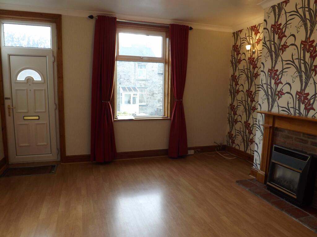 2 bed Mid Terraced House for rent in Kirkheaton. From Whitegates Estate Agents - Huddersfield