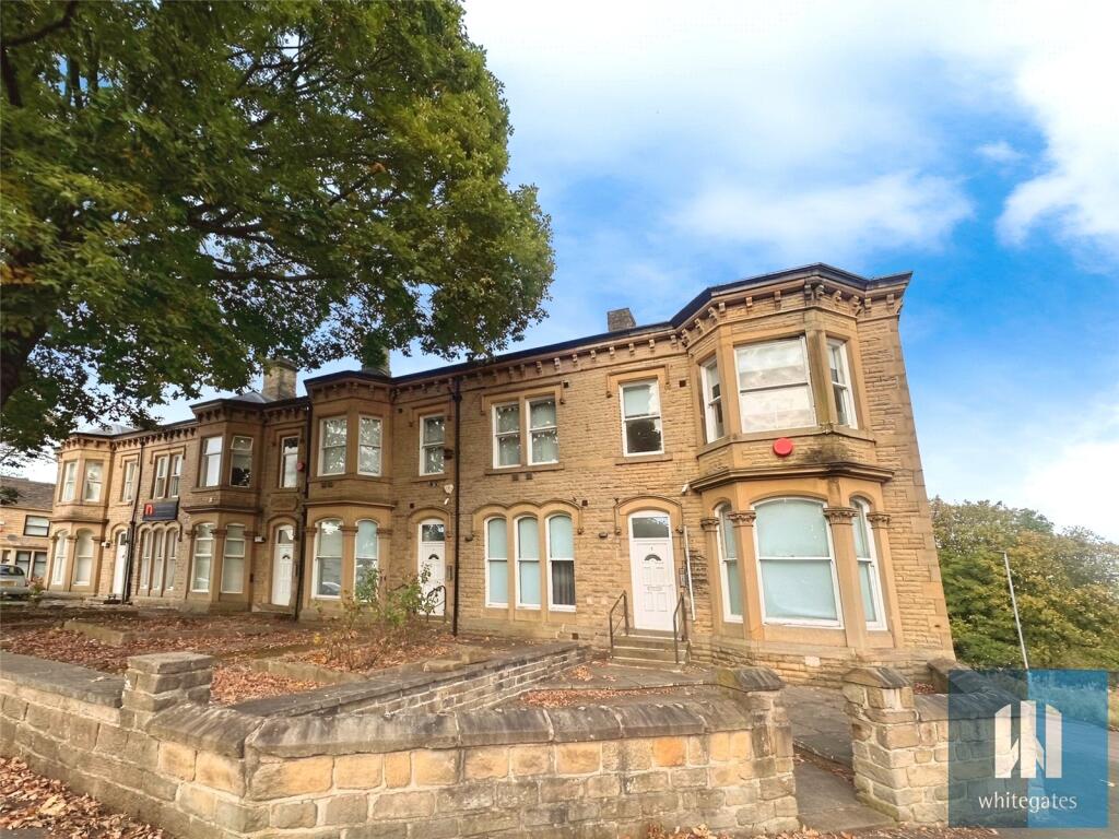 1 bed Penthouse for rent in Huddersfield. From Whitegates - Huddersfield