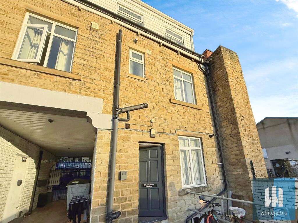 2 bed Apartment for rent in Huddersfield. From Whitegates - Huddersfield