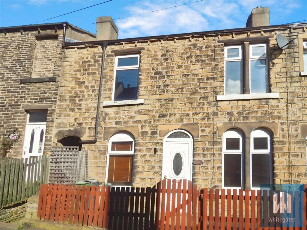 2 bed Mid Terraced House for rent in Huddersfield. From Whitegates - Huddersfield