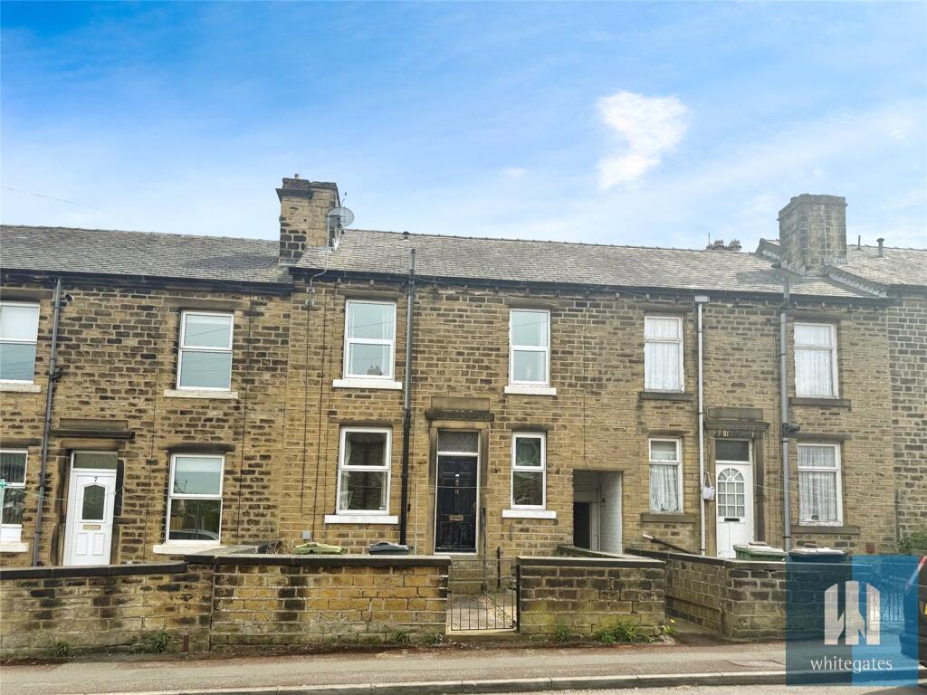 2 bed Mid Terraced House for rent in Huddersfield. From Whitegates - Huddersfield