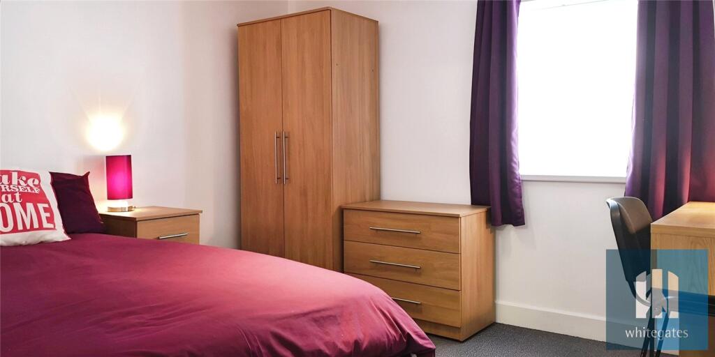 6 bed House Share for rent in Huddersfield. From Whitegates - Huddersfield