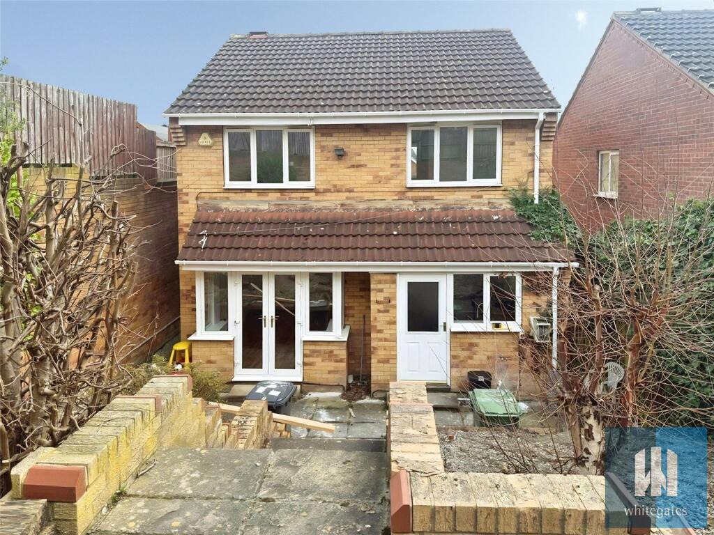 4 bed Detached for rent in Huddersfield. From Whitegates - Huddersfield 4 bed Detached for rent in Huddersfield. From Whitegates - Huddersfield