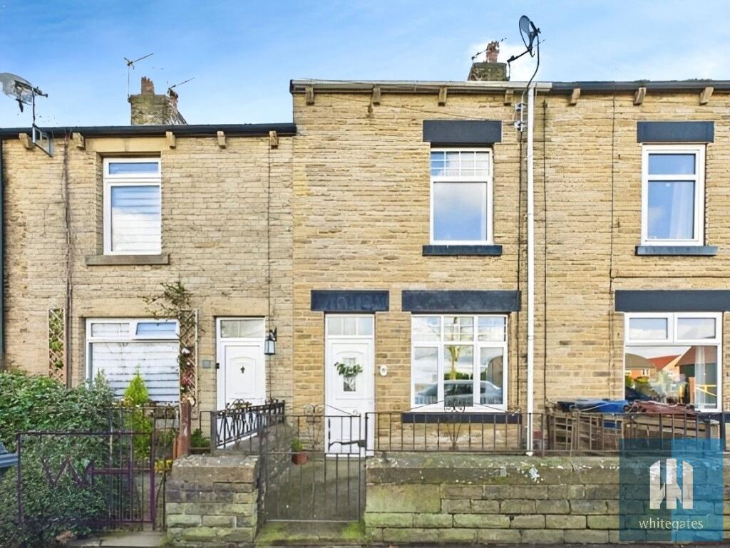 3 bed Mid Terraced House for rent in Barugh Green. From Whitegates - Huddersfield