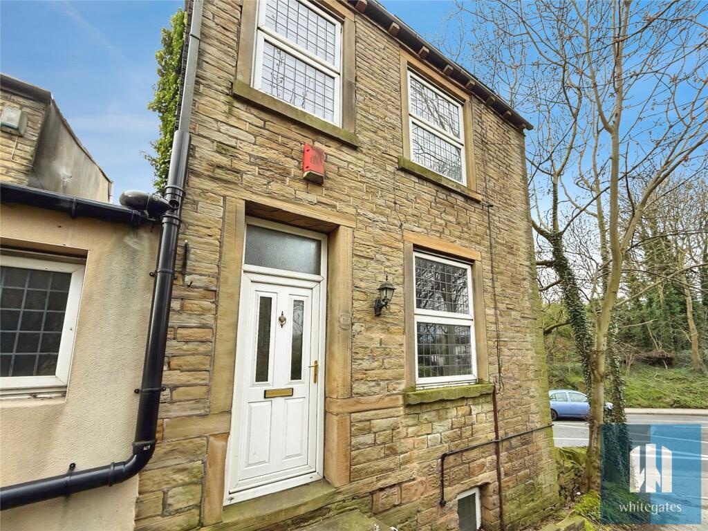 2 bed Mid Terraced House for rent in Huddersfield. From Whitegates - Huddersfield
